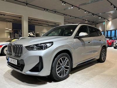 Grå Begagnad 2025 BMW X1 M Sport SUV | 519 000 kr (Marknadspris)