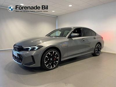 Grå Begagnad 2025 BMW 330 M Sport Sedan | 559 000 kr