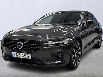 Begagnad Volvo S60 Ultimate 253 HK (186 kW) 2023 Grå Sedan