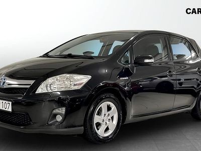 Svart Begagnad 2010 Toyota Auris Hybrid | 99 900 kr (Marknadspris)