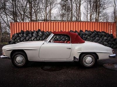 Begagnad Mercedes 190 105 HK (77 kW) 1958 Vit Sedan
