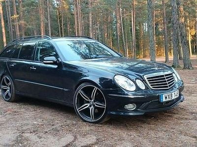 Mercedes E320