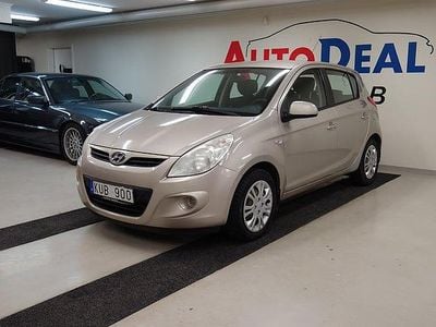 Silver Begagnad 2010 Hyundai i20 Select Halvkombi | 31 700 kr (Marknadspris)
