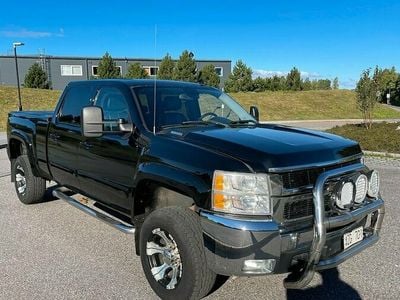 begagnad Chevrolet Silverado 2500 HD Crew Cab 6.6 Duramax 4WD 370hk
