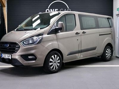 Grå Begagnad 2019 Ford Transit Custom Kombi | 269 800 kr (Dyr)