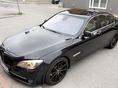 BMW 750