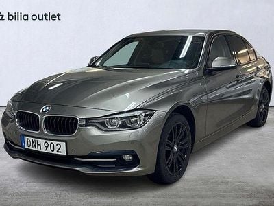 Silver Begagnad 2016 BMW 320 Sport Line Sedan | 209 900 kr (Marknadspris)