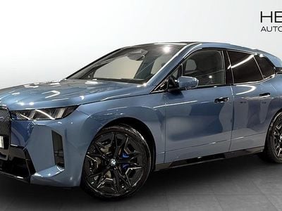 Blå (blue) Begagnad 2025 BMW iX Comfort Edition SUV | 908 700 kr