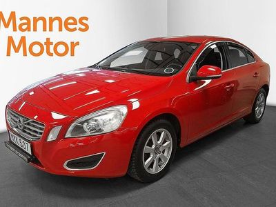 Röd Begagnad 2012 Volvo S60 Momentum Sedan | 79 900 kr (Marknadspris)