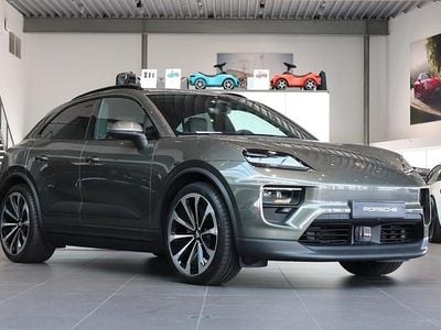 Porsche Macan 4 Electric