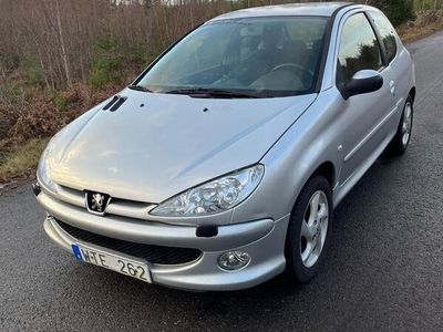 begagnad Peugeot 206 Sport 1,6