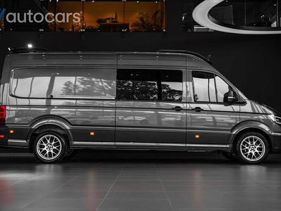 Grå Begagnad 2024 VW Crafter SE Van | 898 750 kr