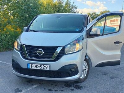 Nissan NV300