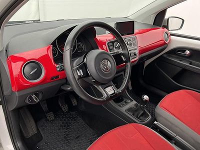 Vit Begagnad 2016 VW cross up! Halvkombi | 94 900 kr