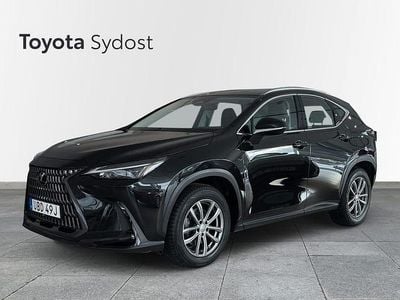Svart Begagnad 2022 Lexus NX350h Business Edition SUV | 469 000 kr (Lite dyr)