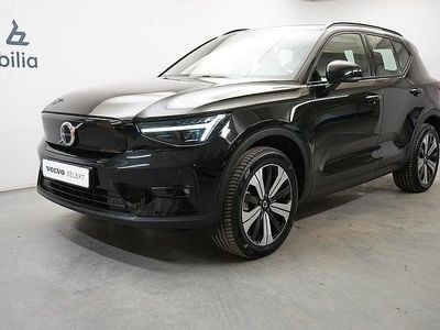 Svart Begagnad 2022 Volvo XC40 Plus SUV | 334 900 kr (Superpris)