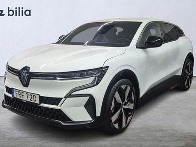 Vit Begagnad 2023 Renault Mégane IV Techno Halvkombi | 329 000 kr