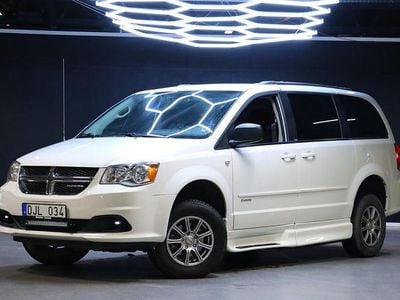 Begagnad Dodge Grand Caravan 287 HK (211 kW) 2011 Vit Minibuss