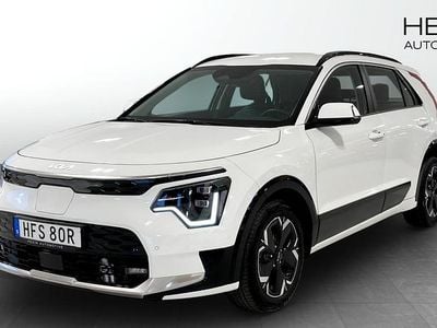 Vit Begagnad 2022 Kia e-Niro SUV | 289 900 kr (Bra pris)