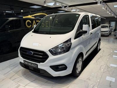 Vit Begagnad 2023 Ford Transit Custom Kombi | 349 900 kr (Bra pris)