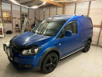 Begagnad VW Caddy 140 HK (102 kW) 2015 Minibuss