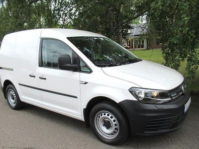 Begagnad VW Caddy 111 HK (81 kW) 2017 Vit Minibuss