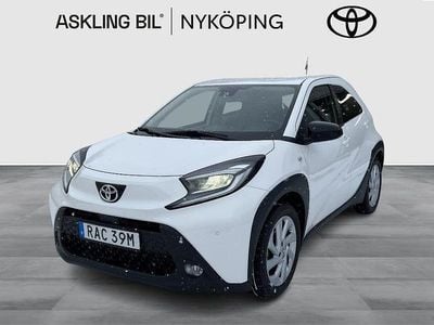 Vit Begagnad 2022 Toyota Aygo X Comfort SUV | 149 000 kr (Bra pris)
