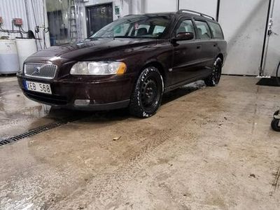 begagnad Volvo V70 2.4 CNG Kinetic Euro 4