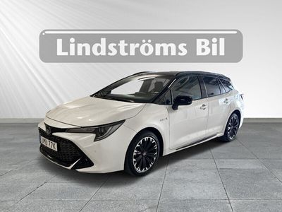 begagnad Toyota Corolla 1,8 HYBRID 5D STYLE TEKNIKPAKET SPI Vinterhjul