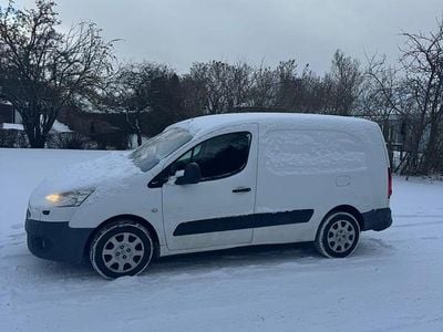Begagnad 2010 Peugeot Partner Minibuss | 37 700 kr (Marknadspris)