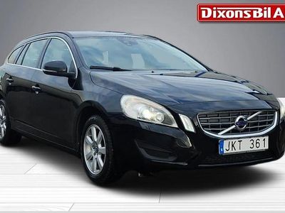 Svart Begagnad 2012 Volvo V60 Momentum Kombi | 89 000 kr (Marknadspris)