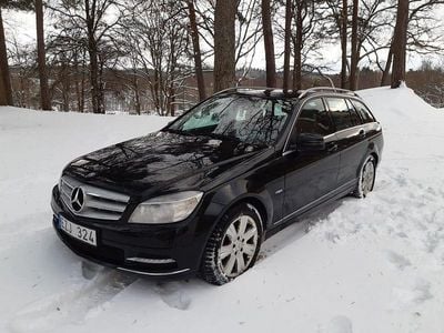 Begagnad Mercedes C180 Avantgarde 156 HK (114 kW) 2010 Svart Kombi