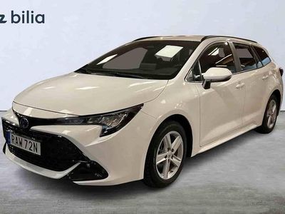 Vit Begagnad 2023 Toyota Corolla Active Kombi | 299 900 kr (Marknadspris)