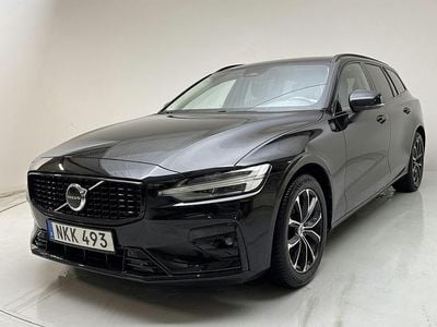 Svart Begagnad 2023 Volvo V60 Plus Kombi | 374 800 kr (Lite dyr)
