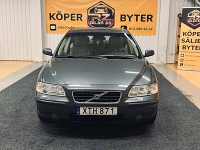 Grå Begagnad 2006 Volvo S60 Kinetic Sedan | 32 900 kr