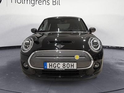 Svart Begagnad 2021 Mini Cooper SE Essential Halvkombi | 189 500 kr