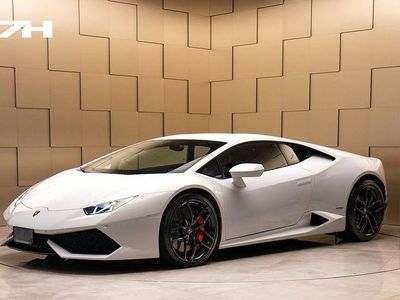 Begagnad Lamborghini Huracán 611 HK (449 kW) 2015 Vit Sportkupé
