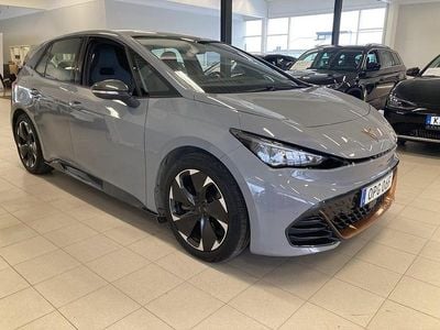 Begagnad Cupra Born e-Boost 169 kW (231 HK) 2023 Grå Halvkombi