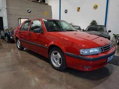 Begagnad Saab 9000 150 HK (110 kW) 1998 Röd Sedan
