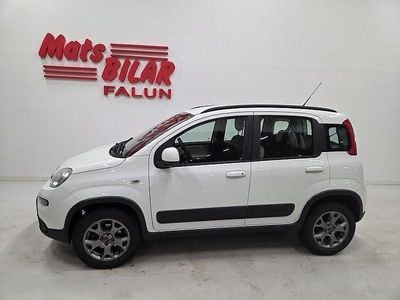 Vit Begagnad 2013 Fiat Panda 4x4 Halvkombi | 89 900 kr