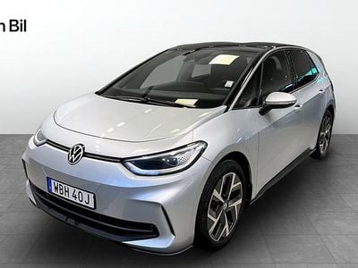 Begagnad VW ID.3 Comfortline 150 kW (204 HK) 2023 Silver Halvkombi