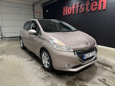Begagnad Peugeot 208 82 HK (60 kW) 2013 Ljusgrå Halvkombi