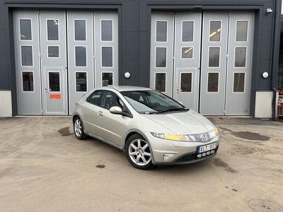 begagnad Honda Civic 5-dörrar 1.8 i-VTEC Sport Euro 4