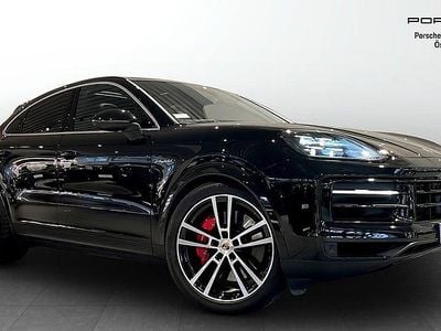 Svart Begagnad 2024 Porsche Cayenne SUV | 1 215 000 kr