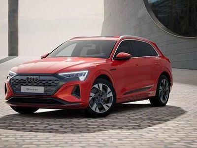 Soneiraröd metallic Begagnad 2023 Audi Q8 e-tron Proline SUV | 649 000 kr (Lite dyr)