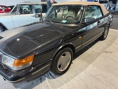 Begagnad Saab 900 185 HK (136 kW) 1994 Svart