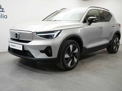 Silver Begagnad 2023 Volvo XC40 Plus SUV | 409 900 kr (Marknadspris)