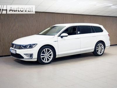 Begagnad VW Passat GTE 218 HK (160 kW) 2017 Vit Kombi
