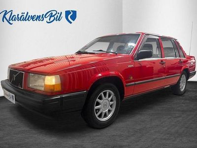 Röd Begagnad 1990 Volvo 740 Sedan | 79 900 kr