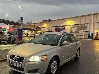 Begagnad 2011 Volvo V50 Kombi | 61 000 kr (Marknadspris)